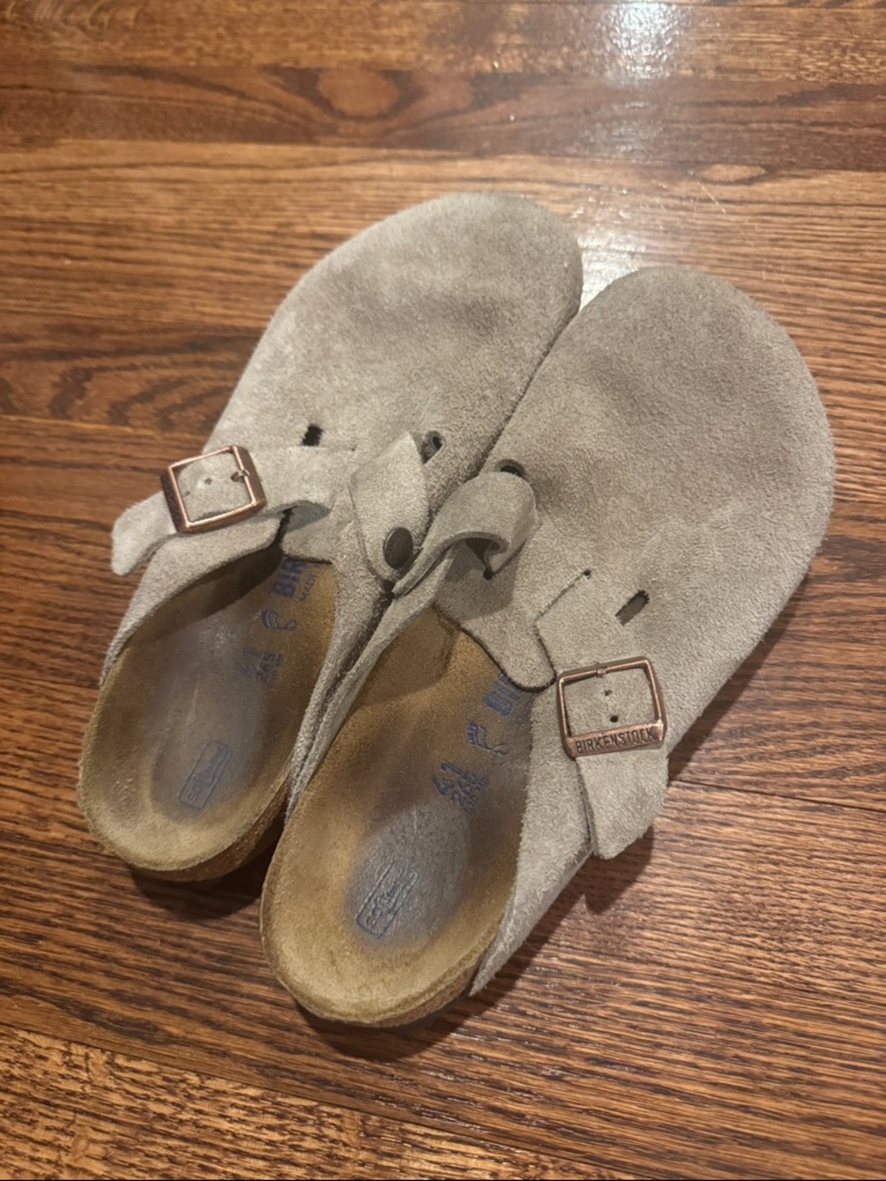 Birkenstock Boston Clog in Tan Suede Size 41 Women’s 10/10.5 Regular Fit